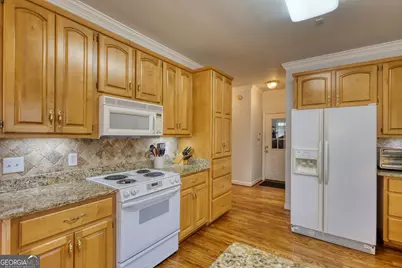 1000 Holcomb Ct, Bogart, GA 30622 - Photo 22