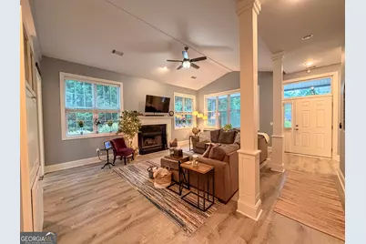 303 Winchester Court, Dublin, GA 31021 - Photo 10