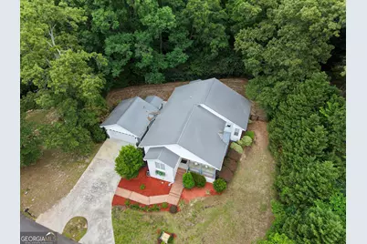 303 Winchester Court, Dublin, GA 31021 - Photo 6