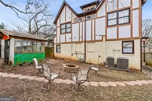 1079 Tumlin St NW, Atlanta, GA 30318 - Photo 18