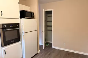 1456 University Dr NE, Atlanta, GA 30306 - Photo 10