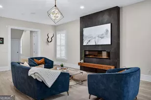 42 Chaucer St, Savannah, GA 31410 - Photo 14