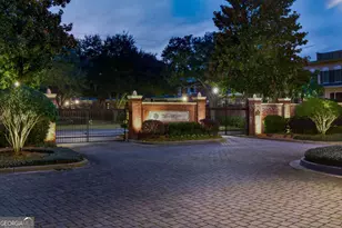 42 Chaucer St, Savannah, GA 31410 - Photo 52