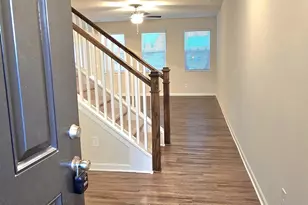 82 Sepia Oak Dr, Newnan, GA 30263 - Photo 2