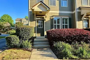 525 Grove Field Ct, Suwanee, GA 30024 - Photo 1