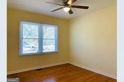 24 Camellia Drive, Newnan, GA 30263 - Photo 12