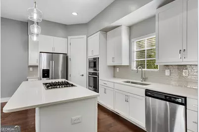 743 Taylor Court, Atlanta, GA 30324 - Photo 8