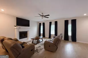 4355 Cornwall Dr, Forsyth, GA 31029 - Photo 4