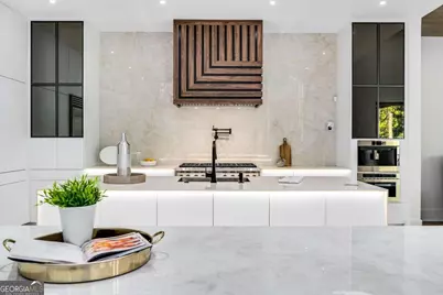 1000 Clementstone Drive, Atlanta, GA 30342 - Photo 10