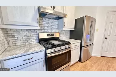 6243 Shoreview Circle, Flowery Branch, GA 30542 - Photo 12