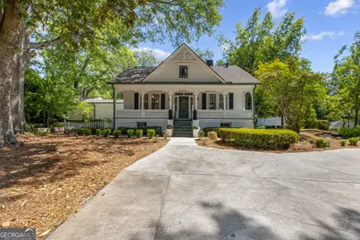 5459 E Mountain Street, Stone Mountain, GA 30083 - Photo 1