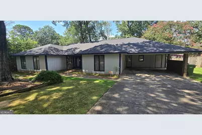 3325 N Quay Drive, Columbus, GA 31909 - Photo 1