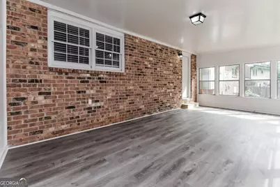 627 Rockborough Drive, Stone Mountain, GA 30083 - Photo 8