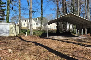 4573 SE North Woodlake Ln, Conyers, GA 30013 - Photo 2