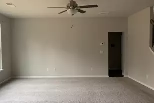 225 Vineyard Ridge Dr, Griffin, GA 30223 - Photo 4