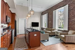 101 Barnard St, Savannah, GA 31401 - Photo 2