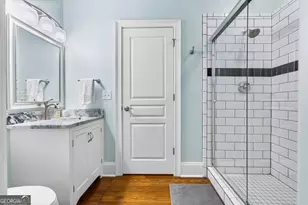 101 Barnard St, Savannah, GA 31401 - Photo 24