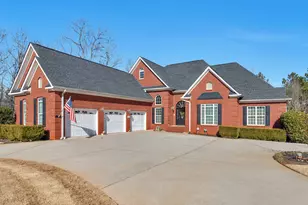 100 Cambridge Dr S, Griffin, GA 30224 - Photo 2