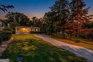 2253 Karen Ln, Gainesville, GA 30501 - Photo 2