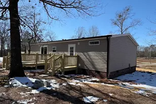 141 Trinity Ct, Royston, GA 30662 - Photo 2