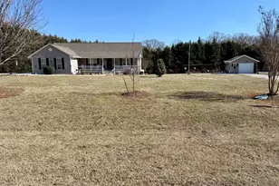 733 Woodland Way, Dewy Rose, GA 30634 - Photo 4