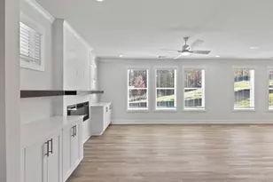 2410 Reserve Manor Ct, Lawrenceville, GA 30043 - Photo 6