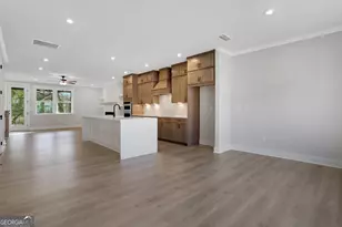 119 Bridgecrest Rd, Roswell, GA 30075 - Photo 10