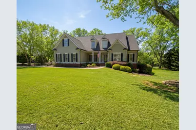 30 Lake Park Court, Sharpsburg, GA 30277 - Photo 1