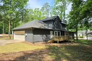 260 Greenfield Cir, Fayetteville, GA 30215 - Photo 2