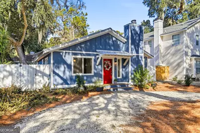 204 Pine Street, Saint Simons, GA 31522 - Photo 2