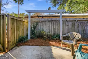 204 Pine St, Saint Simons, GA 31522 - Photo 32