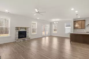 380 Staffin Dr, Senoia, GA 30276 - Photo 10