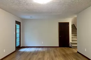 977 Leeward Ln, Jonesboro, GA 30238 - Photo 4