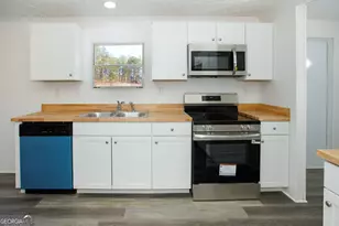 95 Sarah Hill Cir, Lizella, GA 31052 - Photo 8