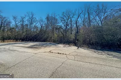 319 Hawk Court, Macon, GA 31216 - Photo 1