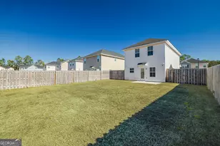 872 Grayson Ave, Hinesville, GA 31313 - Photo 2