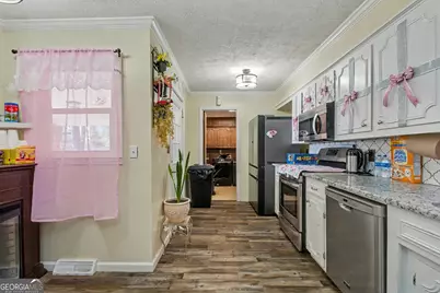 301 Briarwood Drive, Calhoun, GA 30701 - Photo 4