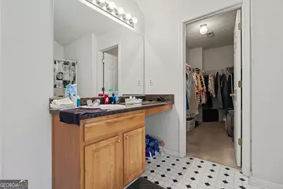 2571 S Hills Parkway, Riverdale, GA 30296 - Photo 10