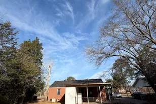 2006 Stonewall St, Dublin, GA 31021 - Photo 2