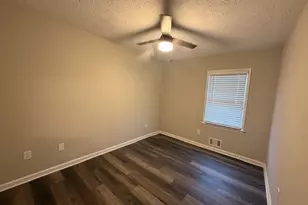 90 Belmont Farms Dr, Ellenwood, GA 30294 - Photo 10