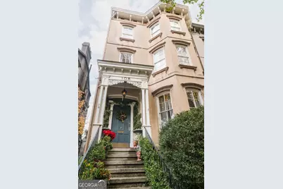 108 E Gaston Street, Savannah, GA 31401 - Photo 2