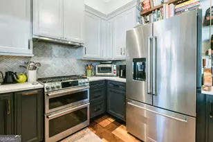 108 E Gaston St, Savannah, GA 31401 - Photo 18