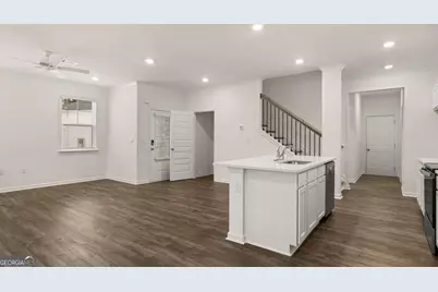 560 Silver Moon Drive, Loganville, GA 30052 - Photo 12