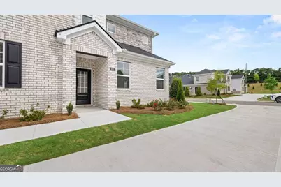 556 Silver Moon Drive, Loganville, GA 30052 - Photo 2