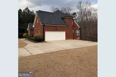 194 Johns Creek Lane, Stockbridge, GA 30281 - Photo 2