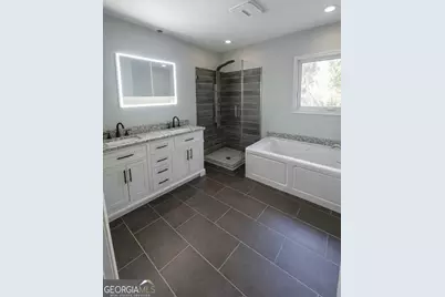 84 Cleveland Avenue SW, Atlanta, GA 30315 - Photo 6