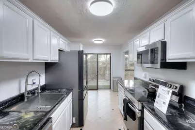 5137 Roswell Road #6, Sandy Springs, GA 30342 - Photo 4