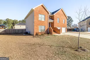 303 Rose Pointe Ct, Bonaire, GA 31005 - Photo 4