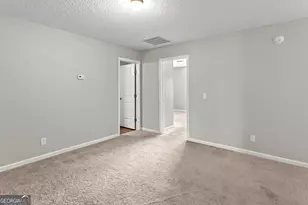 199 Brightleaf Cir, Hinesville, GA 31313 - Photo 8