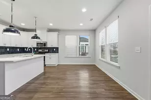 2785 Aralynn Wy, Atlanta, GA 30337 - Photo 8